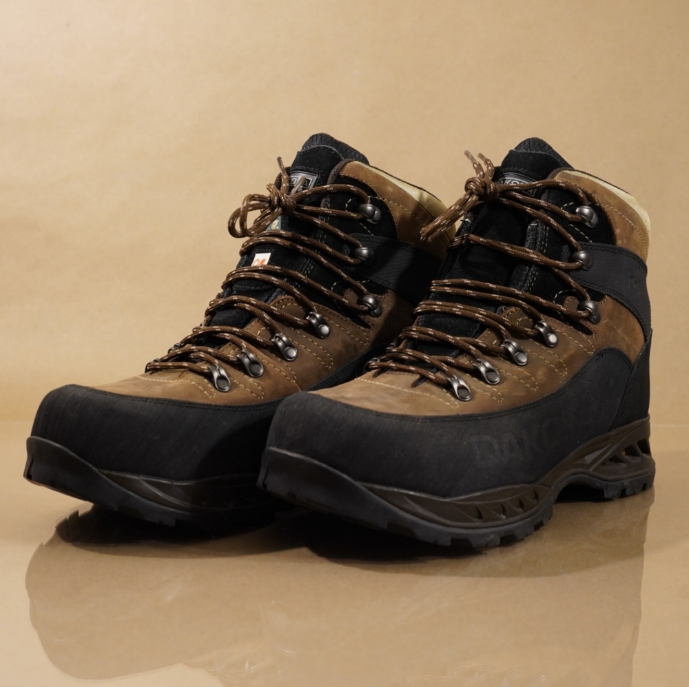 Brand New Dakota Safety boot